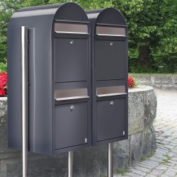 BOBI DUO - Sort Postkasseanlg med Rr Stander - 2 enheder